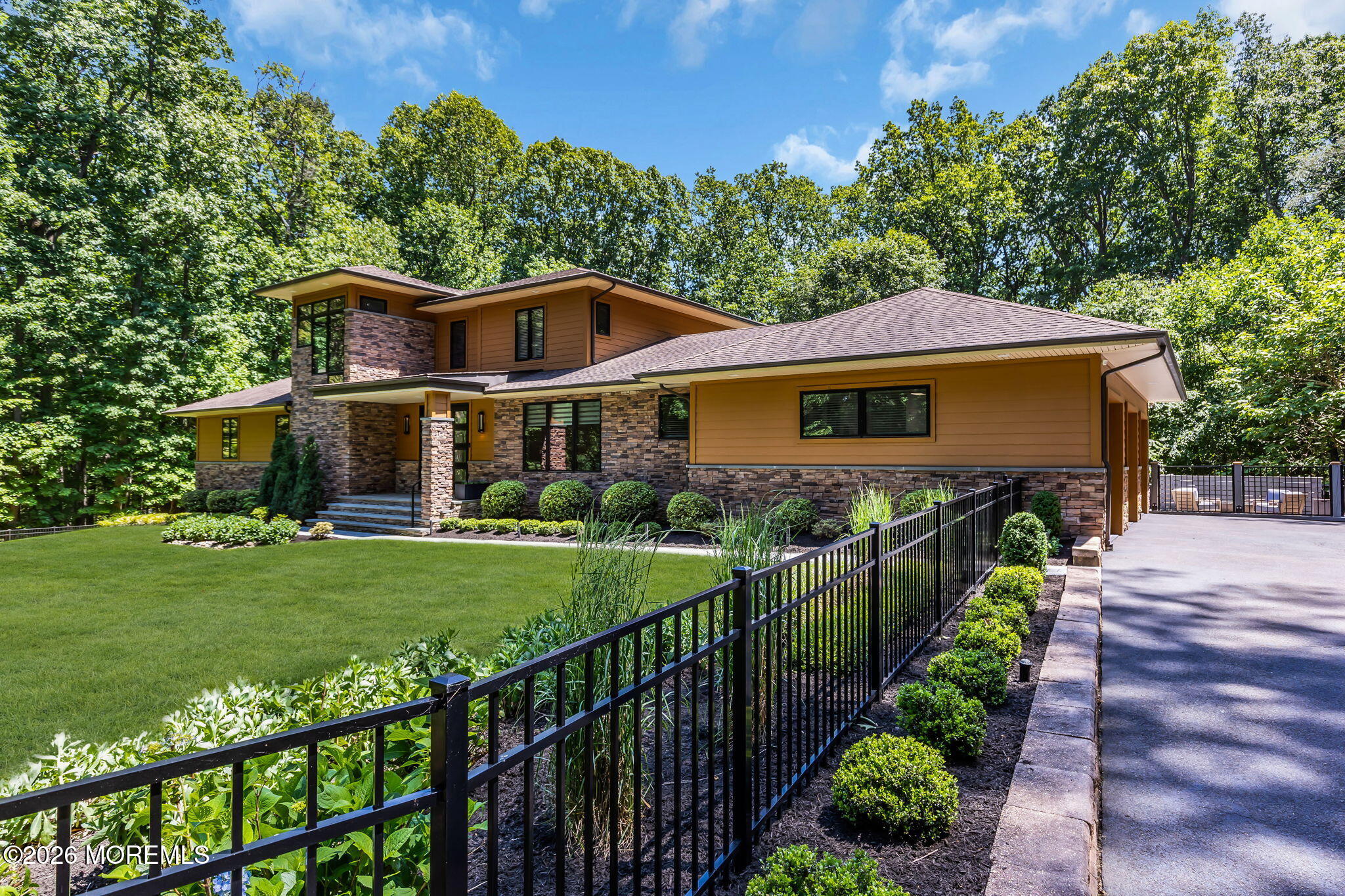 17 Hidden Hollow Terrace Holmdel NJ 07733