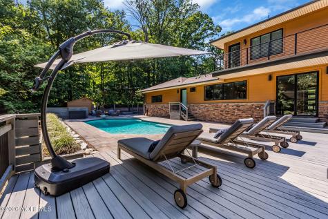 17 Hidden Hollow Terrace Holmdel NJ 07733