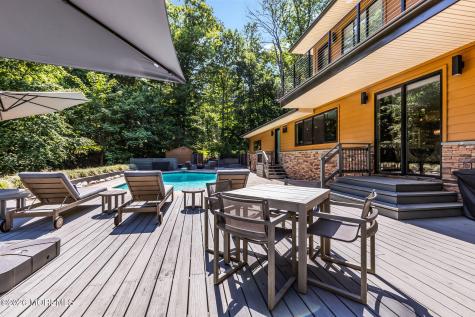 17 Hidden Hollow Terrace Holmdel NJ 07733