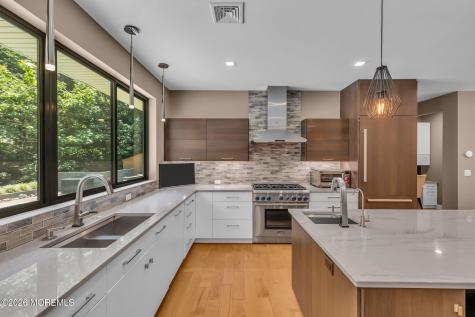 17 Hidden Hollow Terrace Holmdel NJ 07733