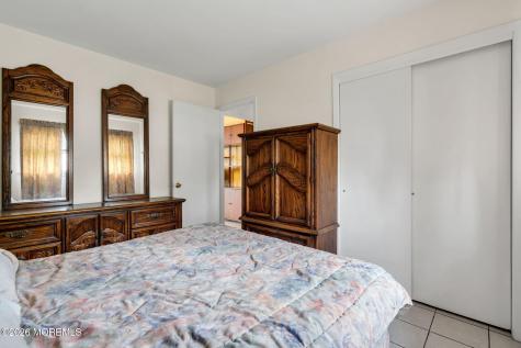 165 Old Post Road Edison NJ 08817