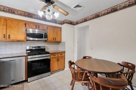 165 Old Post Road Edison NJ 08817