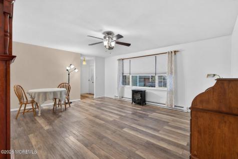569A Sheffield Court Lakewood NJ 08701
