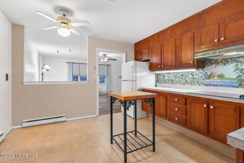 569A Sheffield Court Lakewood NJ 08701