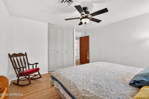 569A Sheffield Court Lakewood NJ 08701