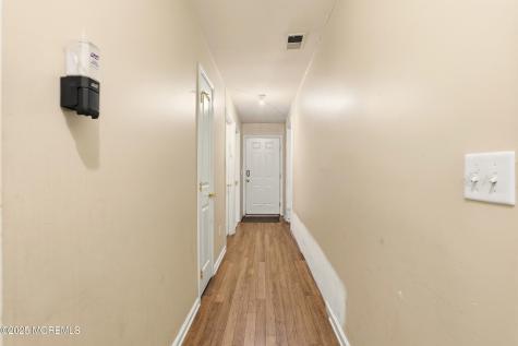 637 6th Street Lakewood NJ 08701
