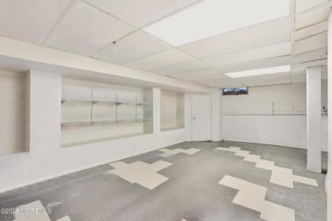 637 6th Street Lakewood NJ 08701