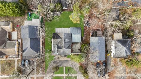 637 6th Street Lakewood NJ 08701