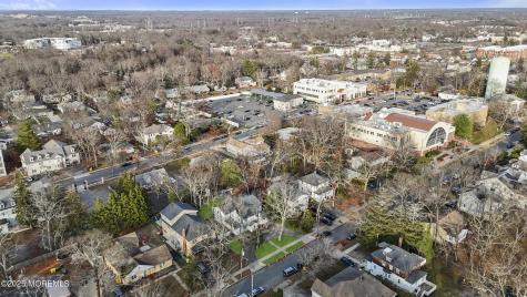637 6th Street Lakewood NJ 08701