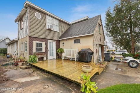 36 Gladney Avenue Toms River NJ 08753