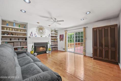 78 Henderson Road Kendall Park NJ 08824