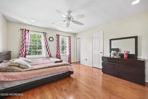 78 Henderson Road Kendall Park NJ 08824