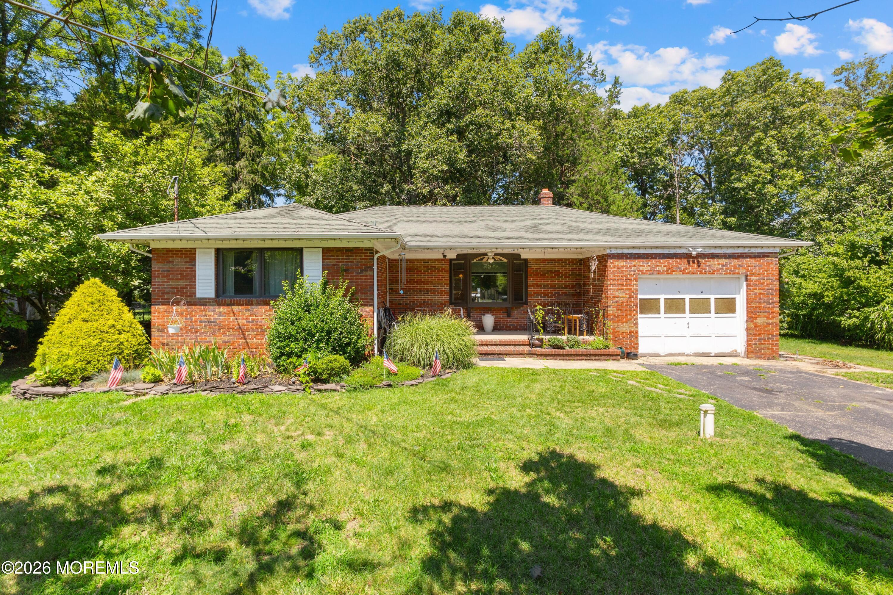 8 Riccis Drive Jackson NJ 08527