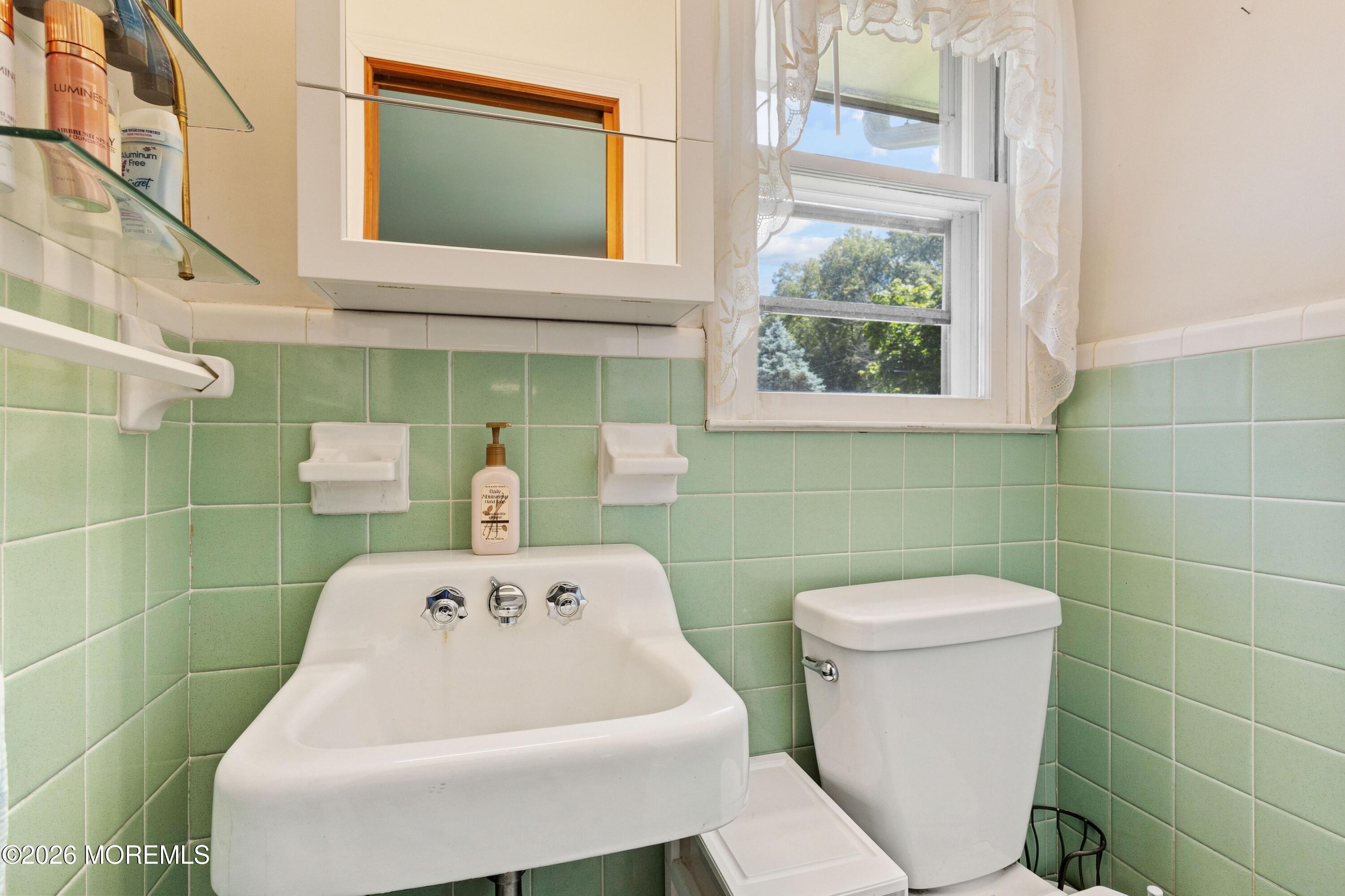 8 Riccis Drive Jackson NJ 08527