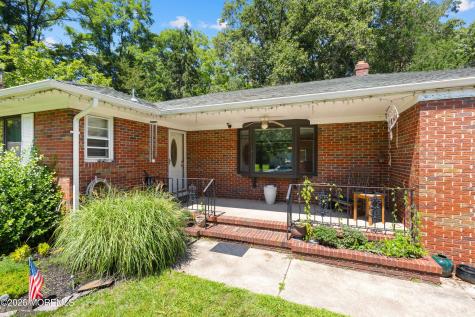 8 Riccis Drive Jackson NJ 08527