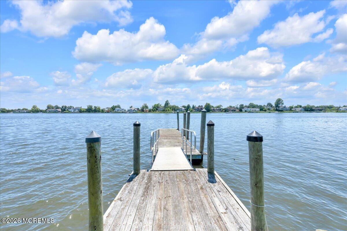 16 Harbor Drive Rumson NJ 07760