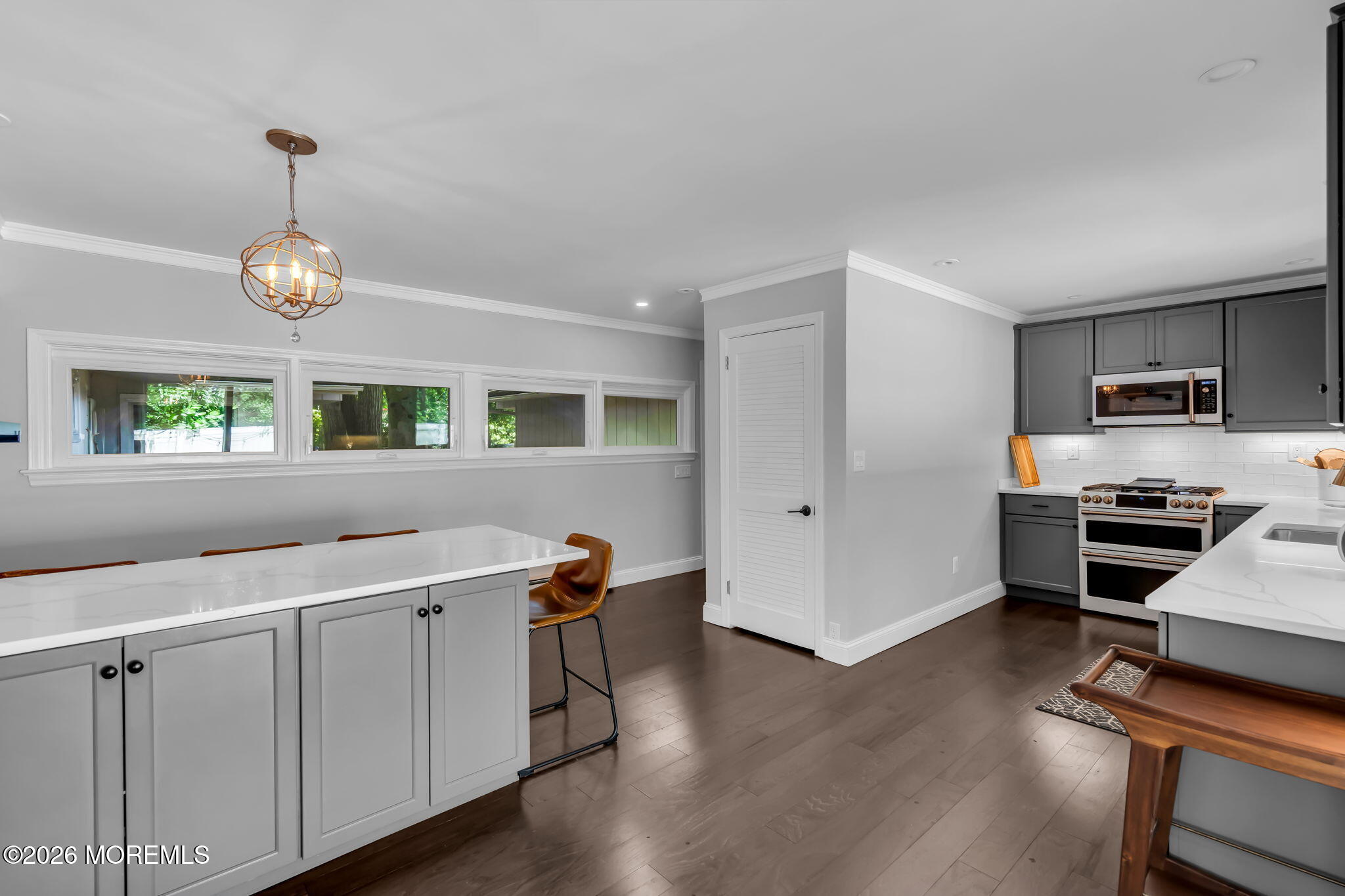10 Woodland Terrace Lincroft NJ 07738