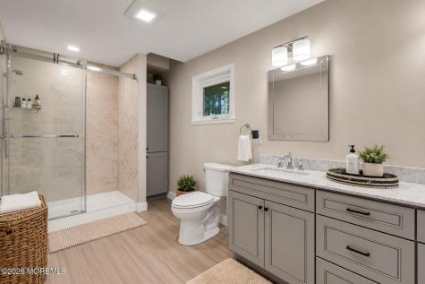 10 Woodland Terrace Lincroft NJ 07738