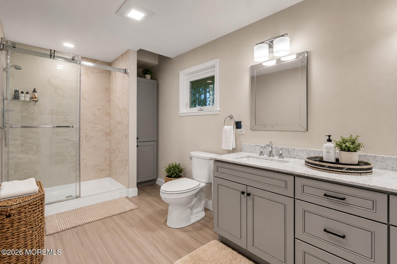 10 Woodland Terrace Lincroft NJ 07738