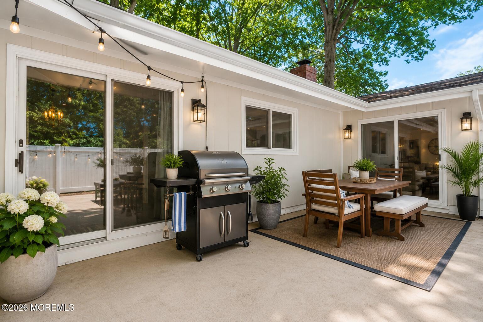 10 Woodland Terrace Lincroft NJ 07738