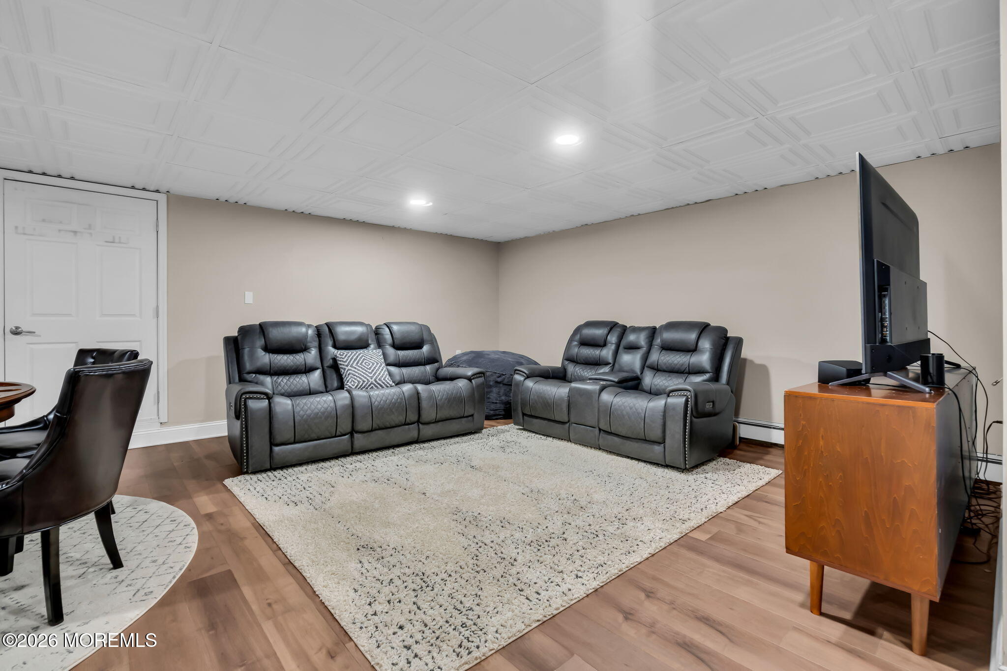 10 Woodland Terrace Lincroft NJ 07738