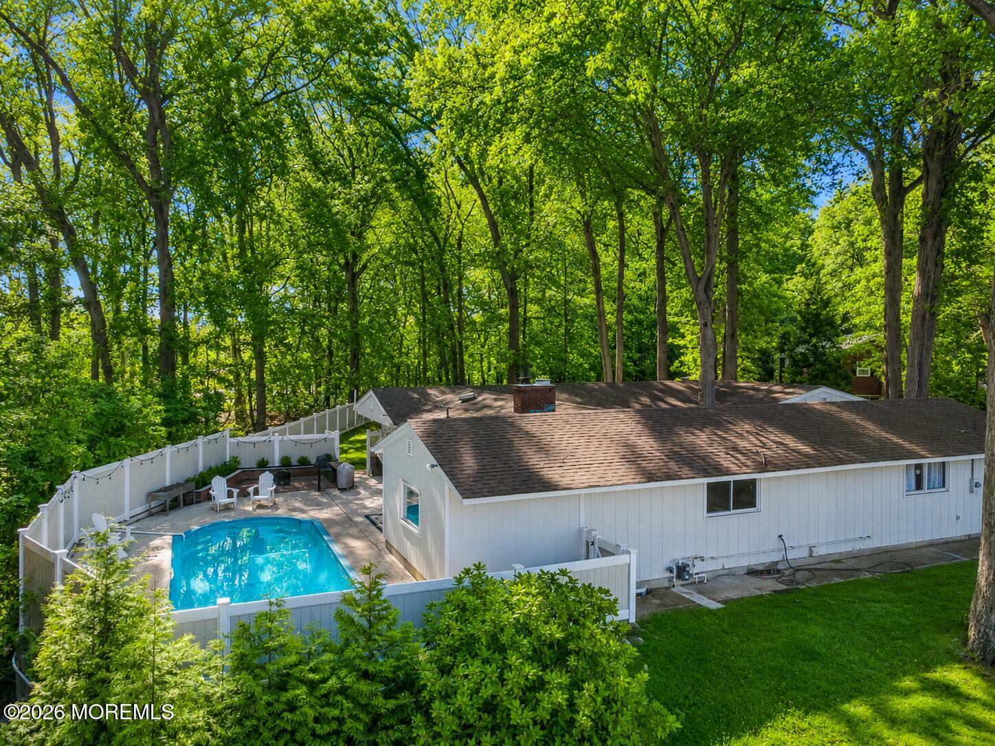 10 Woodland Terrace Lincroft NJ 07738