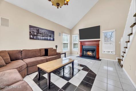 1 Brentwood Drive Manalapan NJ 07726