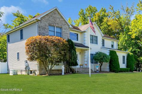 1 Brentwood Drive Manalapan NJ 07726