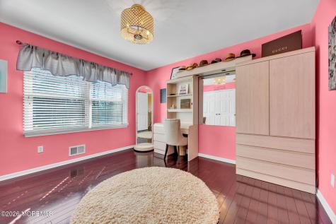 1 Brentwood Drive Manalapan NJ 07726