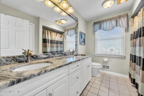 1 Brentwood Drive Manalapan NJ 07726