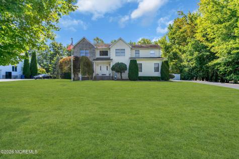 1 Brentwood Drive Manalapan NJ 07726