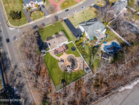 1 Brentwood Drive Manalapan NJ 07726