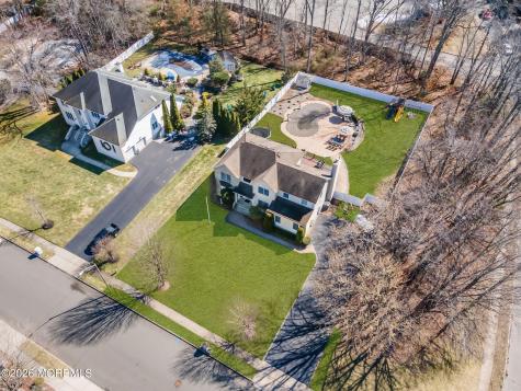 1 Brentwood Drive Manalapan NJ 07726