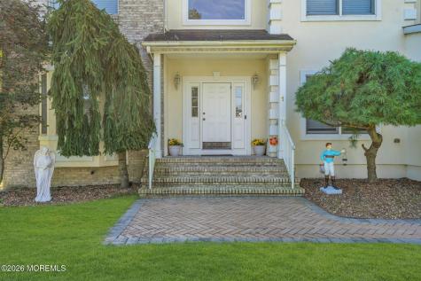 1 Brentwood Drive Manalapan NJ 07726