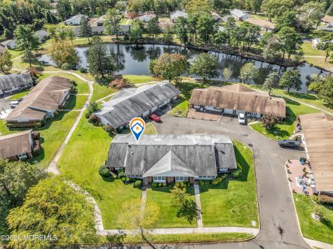 1182A Clydebank Court Lakewood NJ 08701