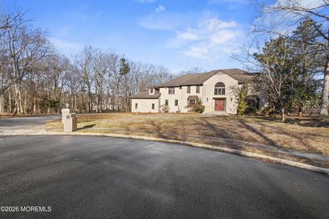305 Woodview Court Toms River NJ 08755