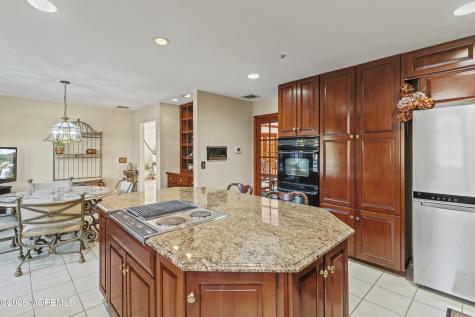 305 Woodview Court Toms River NJ 08755
