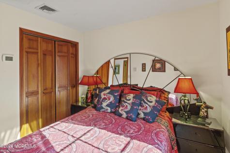 305 Woodview Court Toms River NJ 08755
