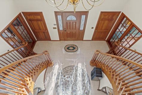 305 Woodview Court Toms River NJ 08755