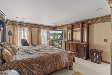 305 Woodview Court Toms River NJ 08755