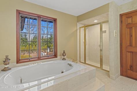 305 Woodview Court Toms River NJ 08755