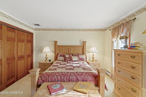 305 Woodview Court Toms River NJ 08755