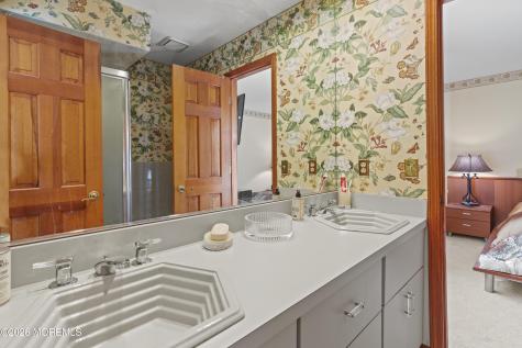 305 Woodview Court Toms River NJ 08755