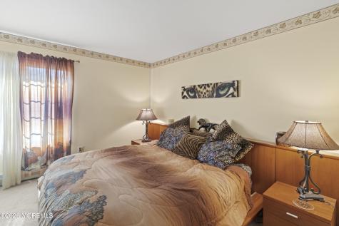 305 Woodview Court Toms River NJ 08755