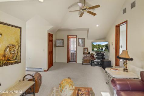 305 Woodview Court Toms River NJ 08755