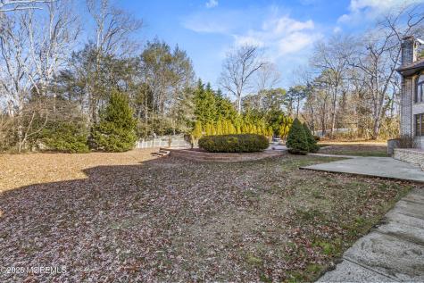 305 Woodview Court Toms River NJ 08755