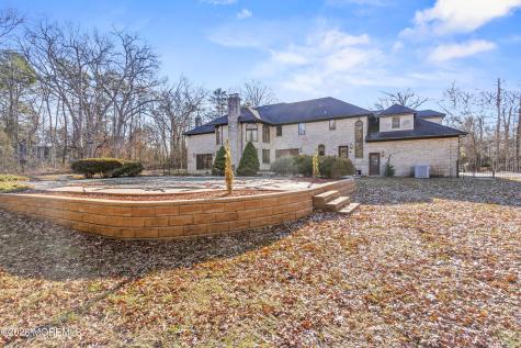 305 Woodview Court Toms River NJ 08755