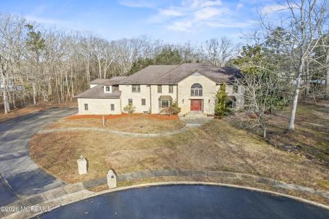 305 Woodview Court Toms River NJ 08755