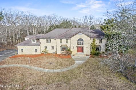 305 Woodview Court Toms River NJ 08755