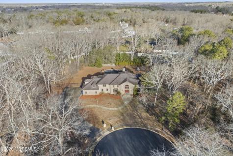 305 Woodview Court Toms River NJ 08755